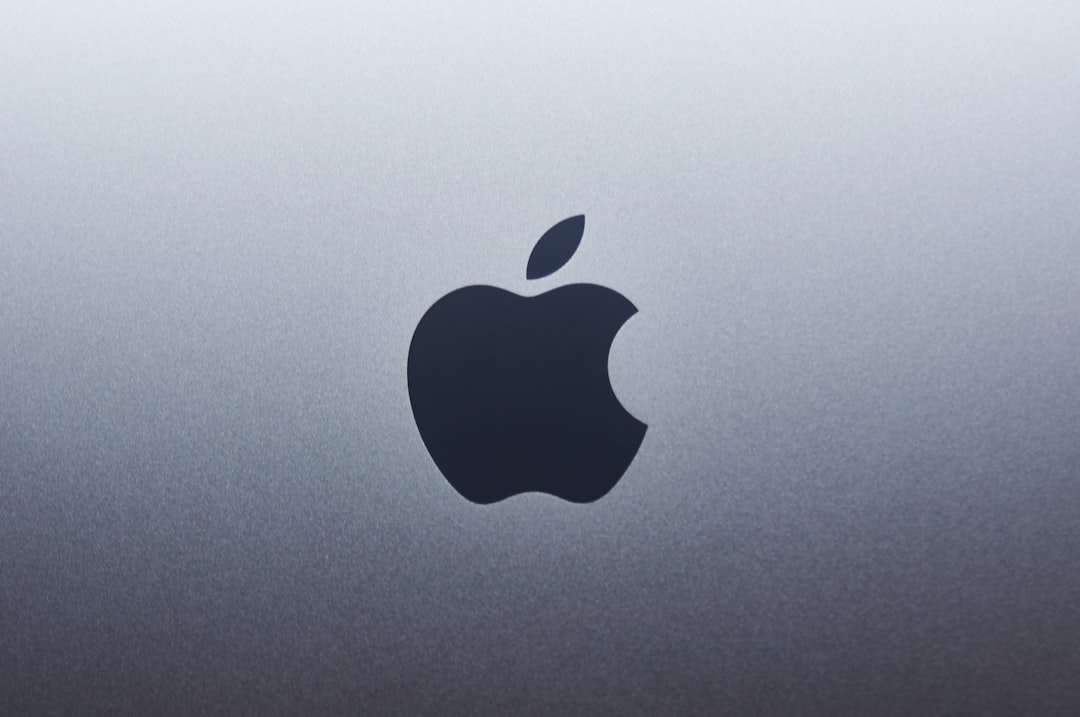 Apple demanda OpenAI per robatori de secrets empresarials